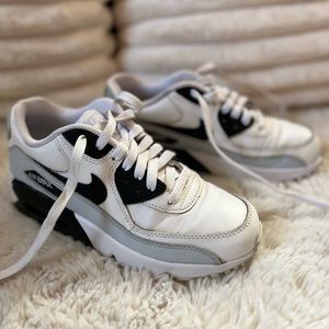 Nike Air Max 90s- Size 4Y